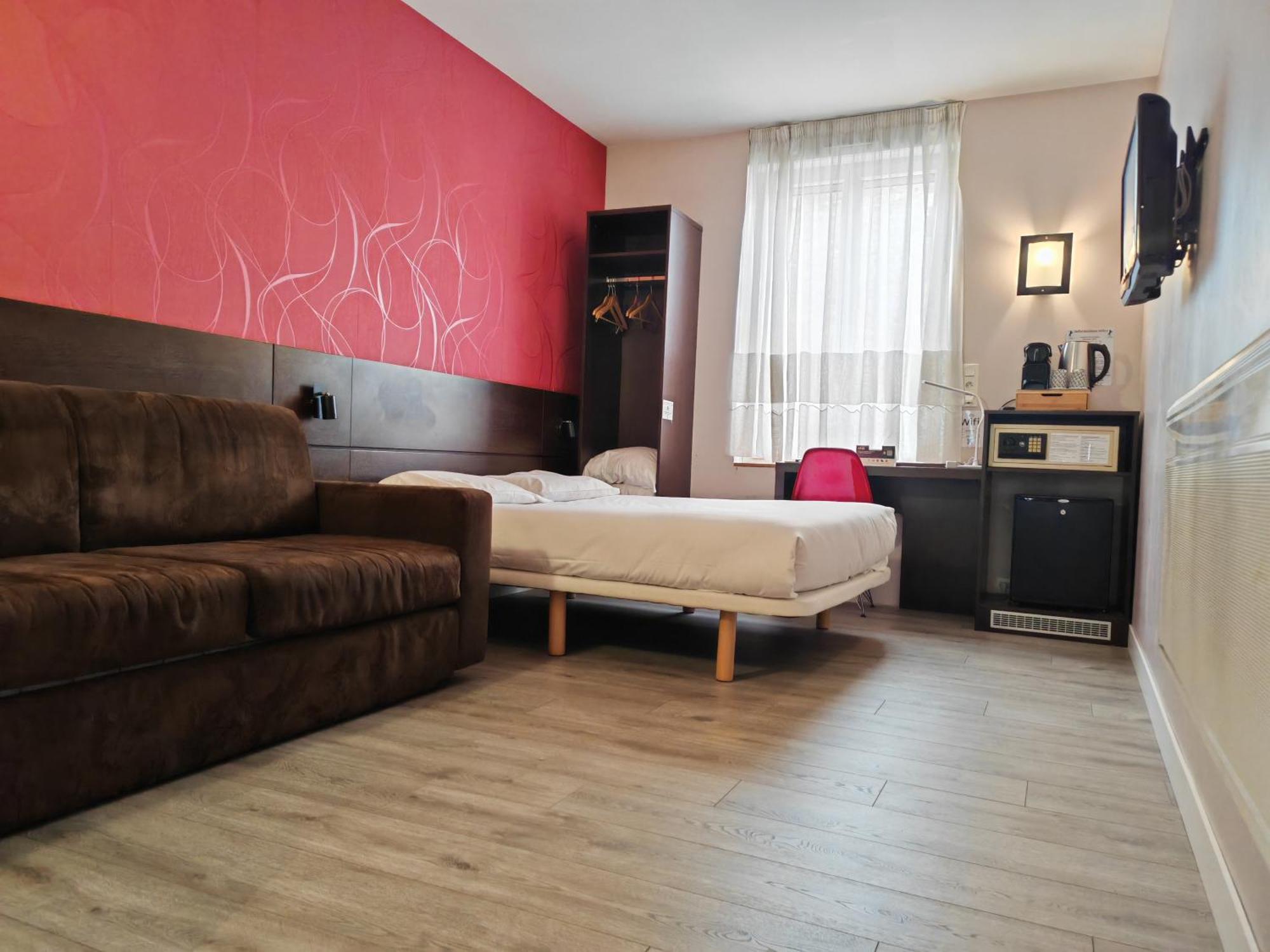 Urban Style, Hotel Le Cheval Noir, Saint-Etienne Экстерьер фото