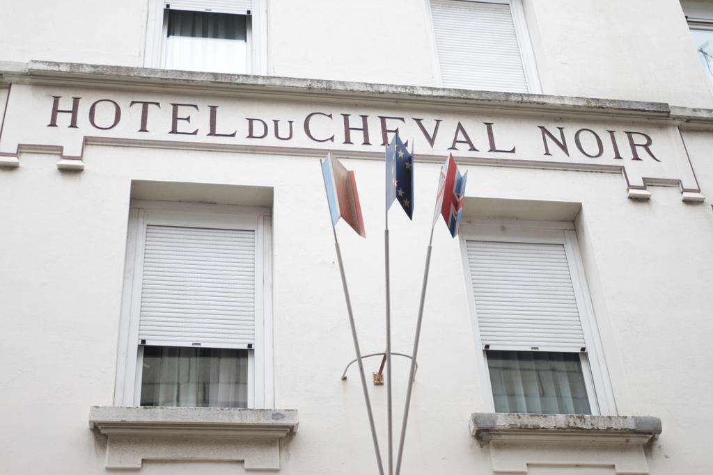 Urban Style, Hotel Le Cheval Noir, Saint-Etienne Экстерьер фото